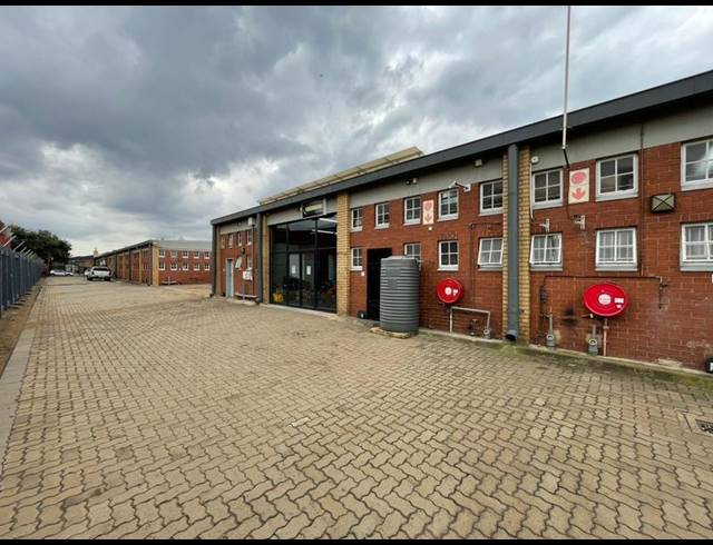 BUSINESS PROPERTY TO RENT IN HENNOPSPARK